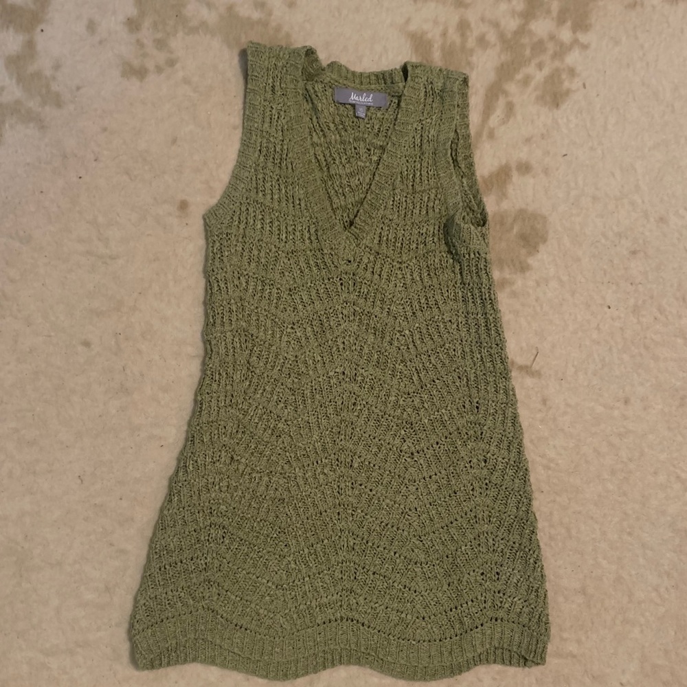 Green sweater tank